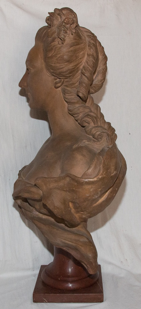 Busto in terracotta di Maria Antonietta B Feinberg, fine del XIX secolo