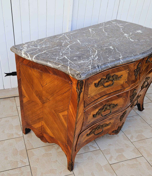 Commode Galbée Toutes Faces ép. Louis XV XVIIIème
