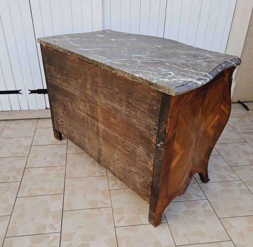 Commode Galbée Toutes Faces ép. Louis XV XVIIIème