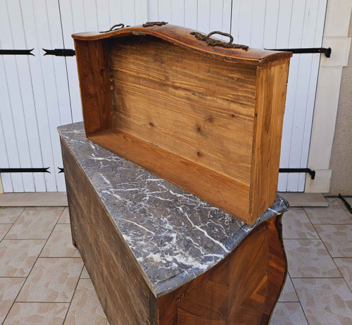 Commode Galbée Toutes Faces ép. Louis XV XVIIIème