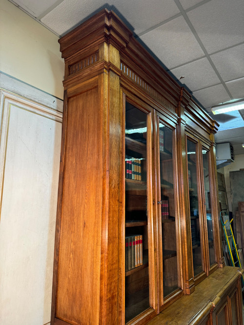 Grande libreria in rovere del XIX secolo 