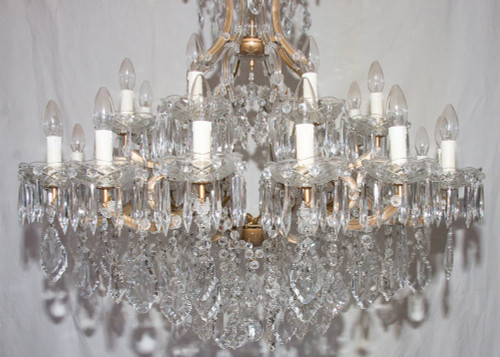 Large Italian Murano Chandelier with 24 Lights Mid 20th Century