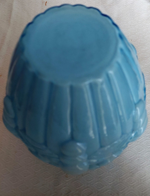 Vase en opaline bleu art déco 20ème