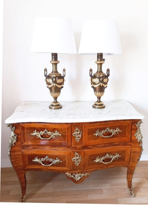 Importante Paire De Lampes à l 'Antique En Bronze Patiné Et Doré XIXe Siècle