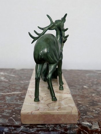 Patinated spelter "Deer and its hinds", Art Deco period - Early 20th century