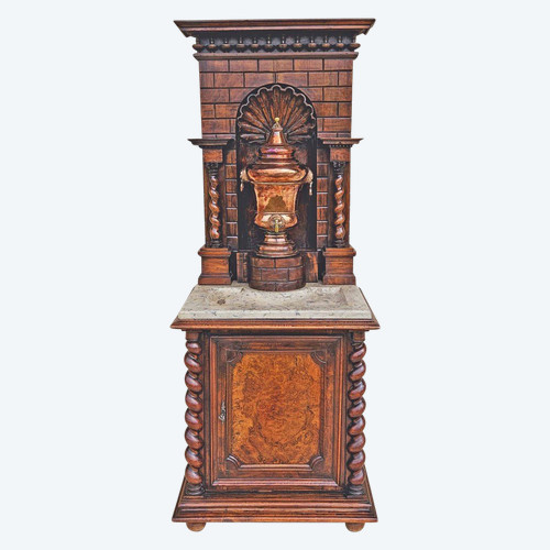 Fontaine XVIIIème Et Son Meuble En Noyer