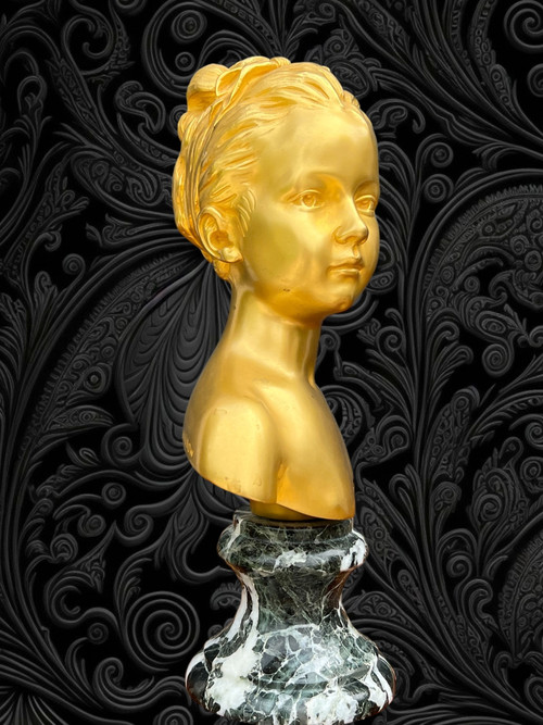 VERGOLDETE BRONZEBÜSTE VON „LOUISE BRONGNIART“ MIT DER UNTERZEICHNUNG VON HOUDON