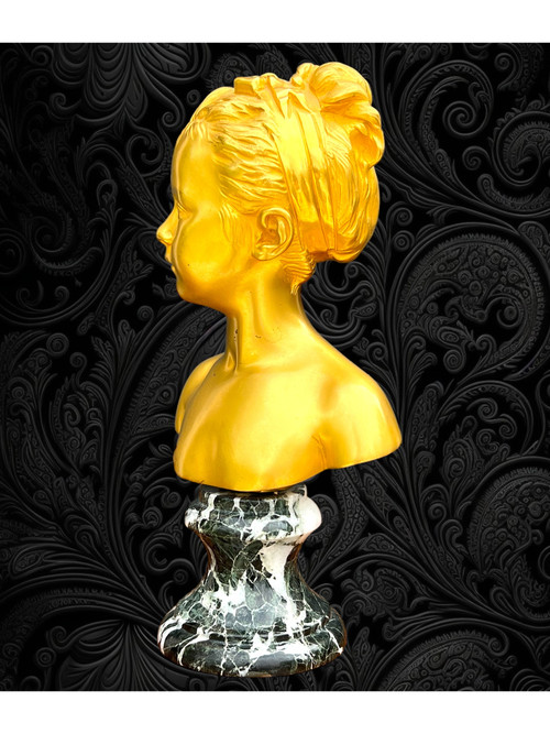 VERGOLDETE BRONZEBÜSTE VON „LOUISE BRONGNIART“ MIT DER UNTERZEICHNUNG VON HOUDON