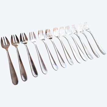 Box of 12 Christofle oyster forks, Dax model