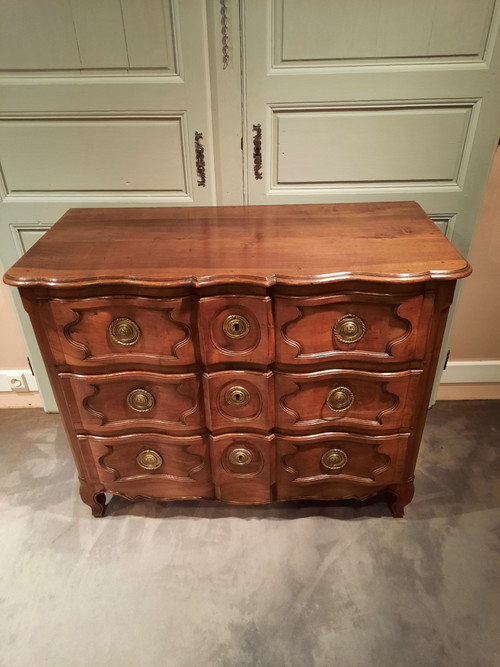 Commode provençale en noyer d’époque XVIIIème siècle.
