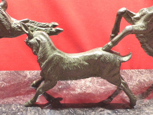 Groupe de 3 chèvres qui font la cabriole époque art déco en bronze signé "leducq"