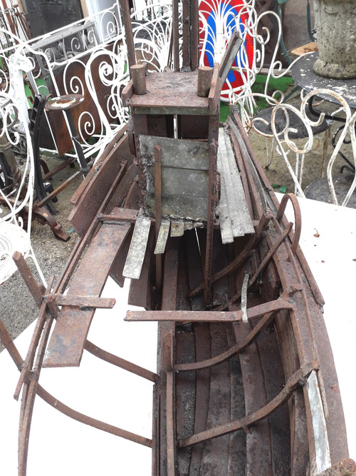 Sculpture en fer pour déco jardin d'un bateau de pêche année 50