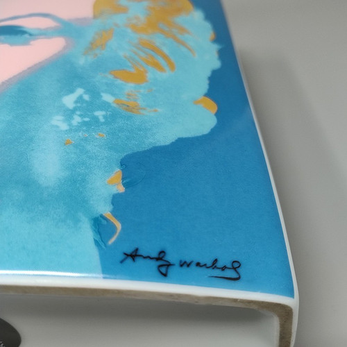Étonnant vase Andy Warhol des années 1990 pour Rosenthal. Fabriqué en Allemagne.
