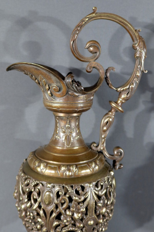 Pair of Bronze Ewers, Art Nouveau – 1910