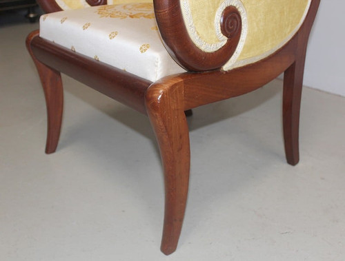Cuban Mahogany Shepherdess, Restoration style - 19th century