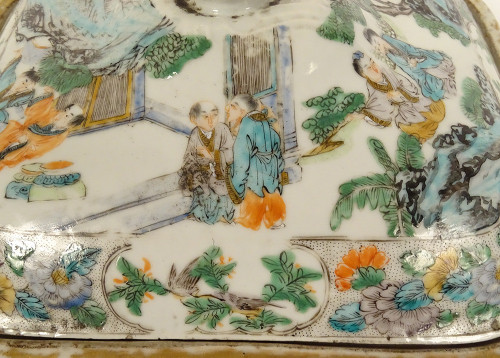 Terrine Couverte Porcelaine Chine Famille Verte Personnages Paysages XVIIIè