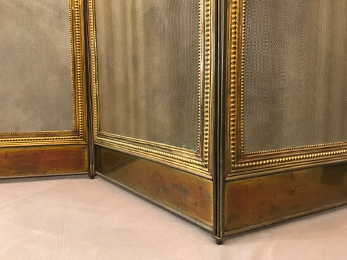 Pare feu de cheminée ancien en laiton doré d'époque 19 ème de style Louis XVI 