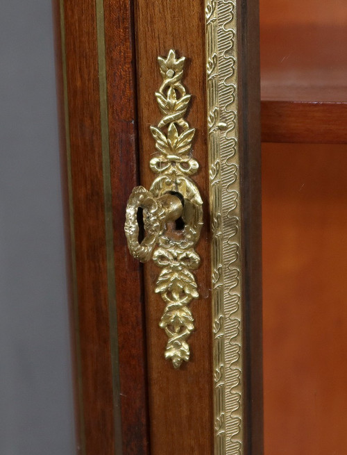 Mahogany display case, Louis XV Louis XVI Transition style - 1900
