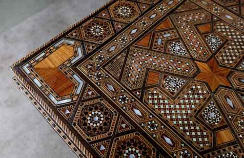 Tavolo da gioco siriano in intarsio e tarsia - Fine XIX secolo