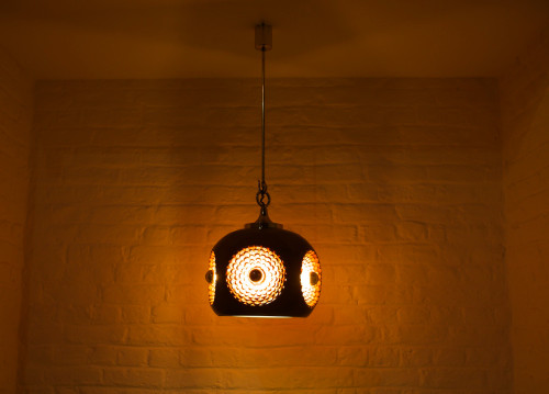 Hanging lamp in glazed ceramic & brass.