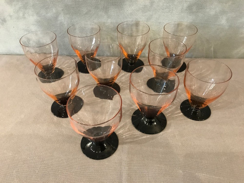 Ensemble de 10 verres Art Déco, vers 1940 légèrement fumé 