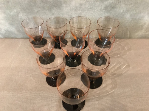 Ensemble de 10 verres Art Déco, vers 1940 légèrement fumé 