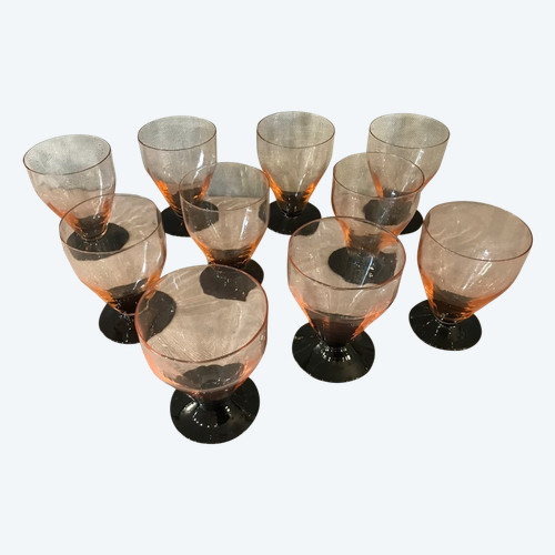 Ensemble de 10 verres Art Déco, vers 1940 légèrement fumé 