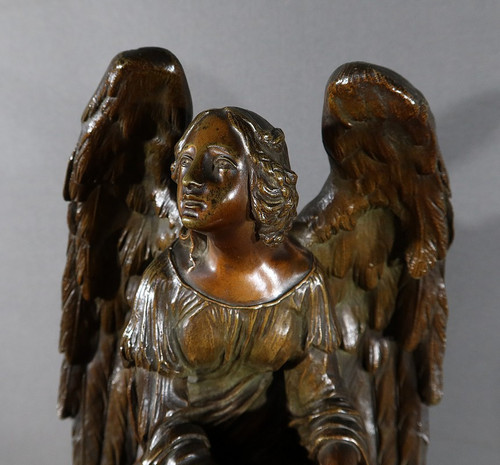 Horloge en Marbre et Bronze, « L’Ange en Contemplation » , Miroy Frères, époque Napoléon III