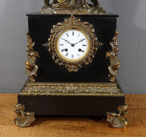 Horloge en Marbre et Bronze, « L’Ange en Contemplation » , Miroy Frères, époque Napoléon III