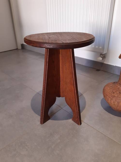 Alter Hocker aus massiver Eiche Volkskunst