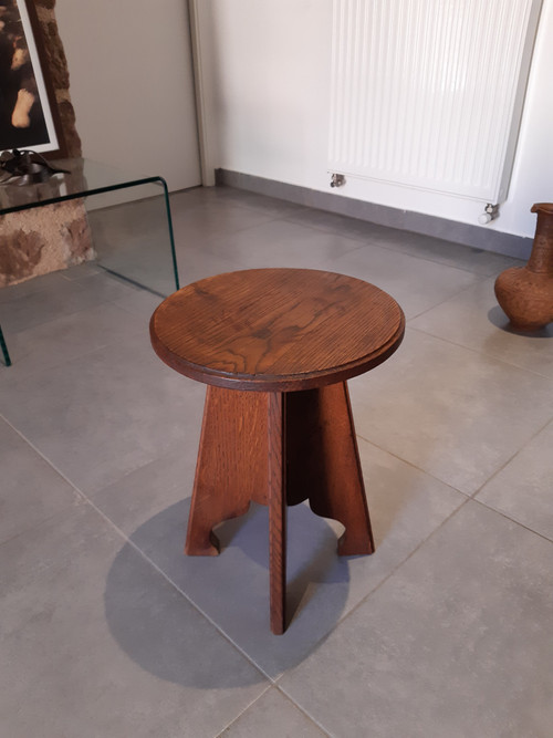 Alter Hocker aus massiver Eiche Volkskunst