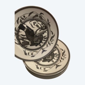 HERMES Paris. "Estampe de Toucans", 6 assiettes en porcelaine en grisaille.