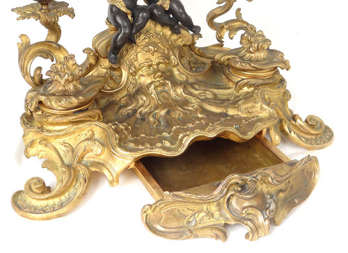 Inkwell Louis XV rocaille bronze candlesticks cherubs character 41cm 18th century