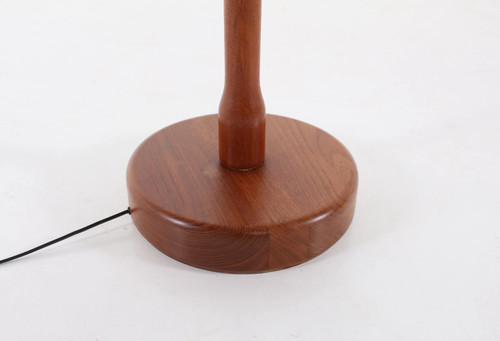 Scandinavian floor lamp