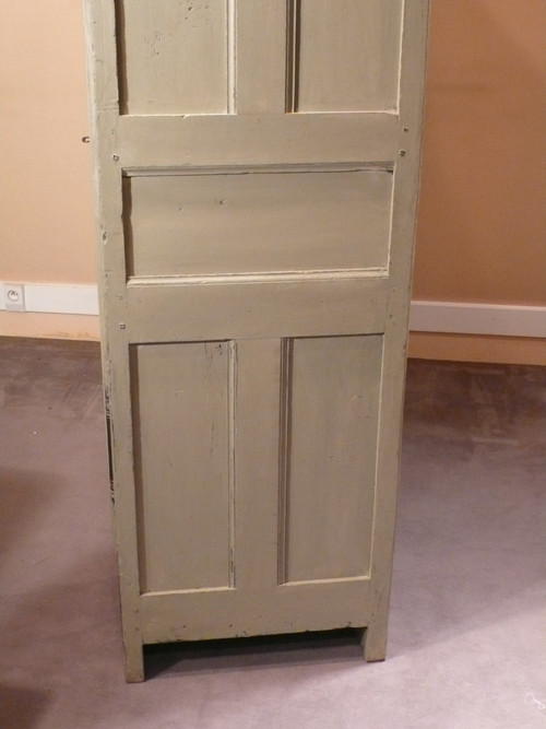Piccola credenza dipinta in stile Luigi XIV.