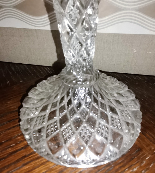 Ein Paar Kerzenhalter aus Glas, signiert von vallerysthal