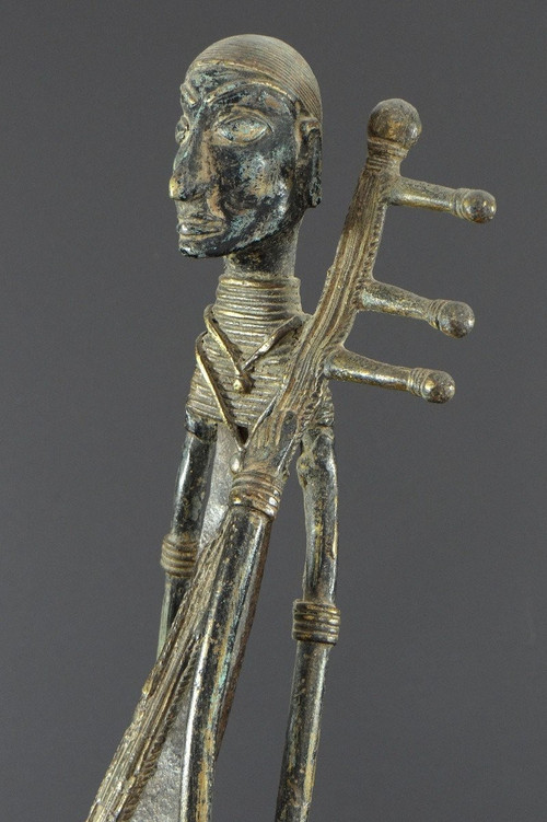 India, Early 20th Century, Rare And Large Bronze Tribal Statue, Saranghi Player.