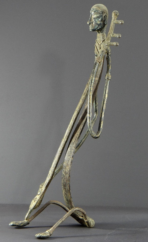 India, Early 20th Century, Rare And Large Bronze Tribal Statue, Saranghi Player.