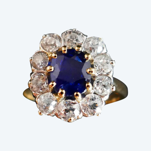 Anello con zaffiro e diamanti, oro 18 carati.