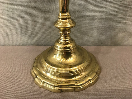 Candeliere in bronzo lucido del XIX secolo