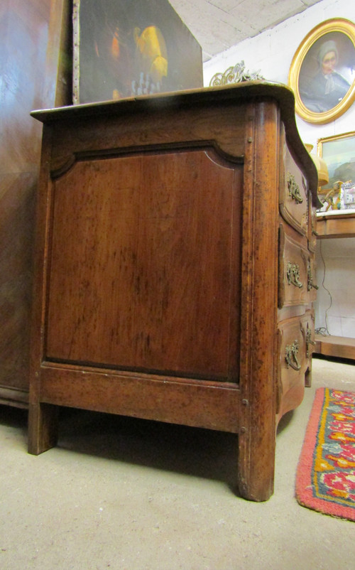 Louis XIV chest of drawers