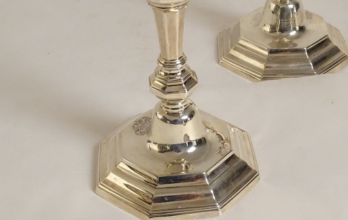 Pair of silver candlesticks Fermiers Généraux Laval André Lasnier Coat of arms 18th century