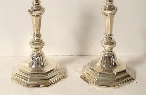 Pair of silver candlesticks Fermiers Généraux Laval André Lasnier Coat of arms 18th century