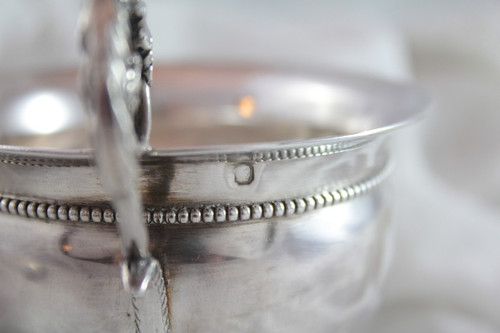 Tazza e piattino in argento massiccio, marchio 'Vieillard', grande garanzia Parigi (1819-1838)