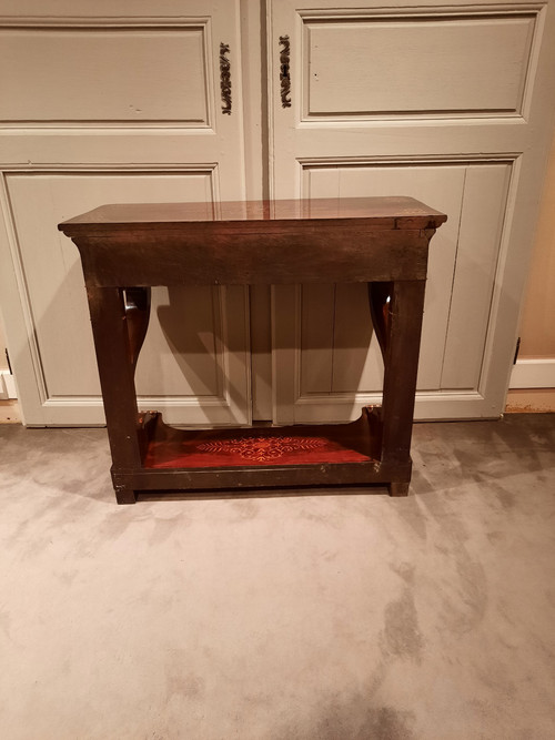 Console d’époque Charles X en acajou et sycomore.
