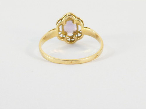 Bague en OR jaune 18 carats avec amethyste
