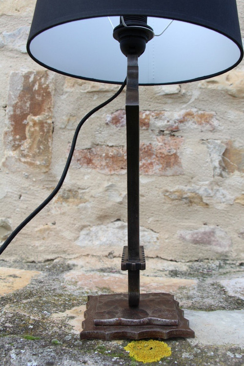 Lampe De Edgar Brandt En Fer Forgé Art Déco