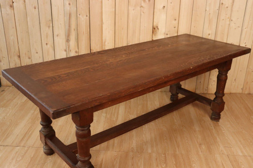 Large Farm Table In Solid Medium Oak