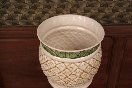 Colonne Avec Son Cache Pot En Faïence , Modèle Ananas