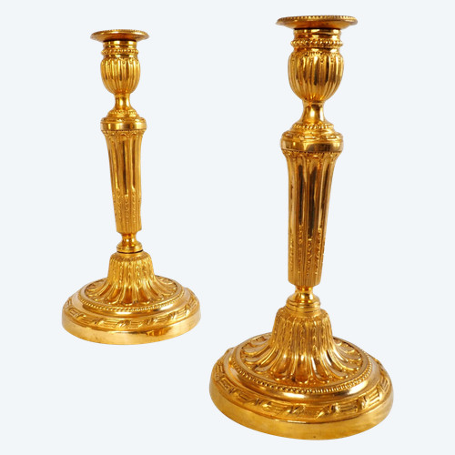 Pair of important Louis XVI ormolu candlesticks - 30cm